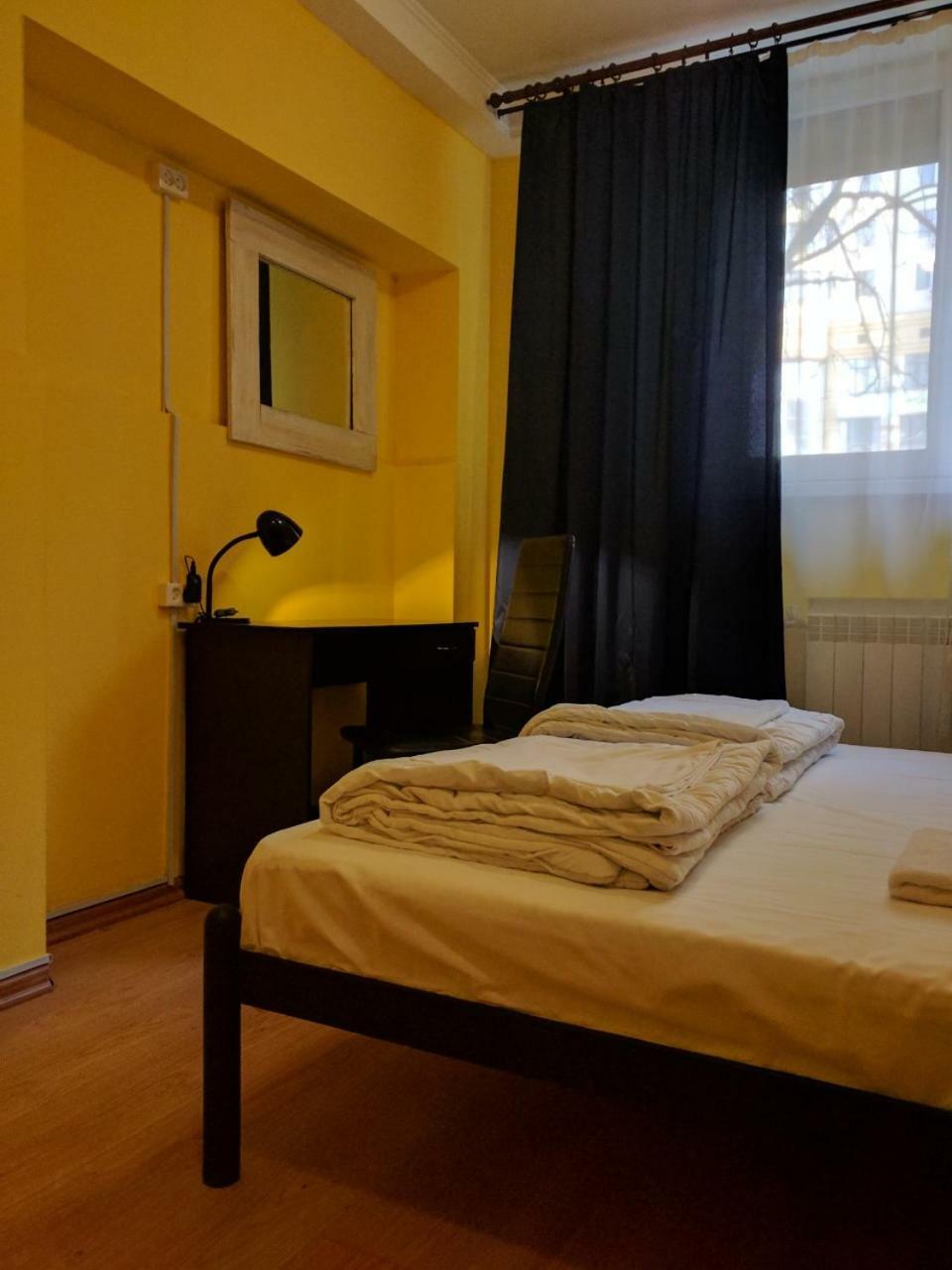 Pallet Hostel Kiev Buitenkant foto